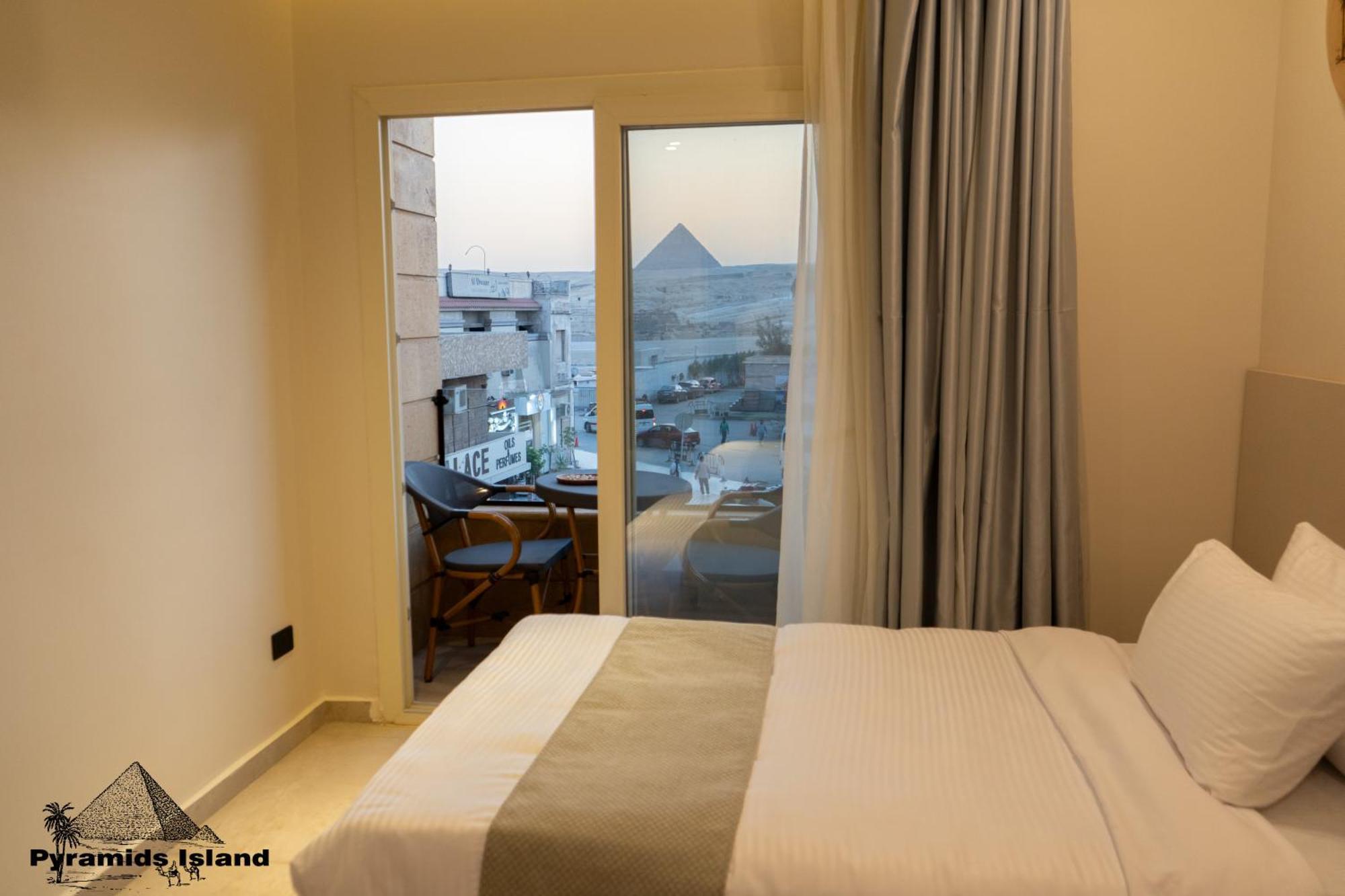 Pyramids Island Bed & Breakfast Kafrat al Jabal ภายนอก รูปภาพ