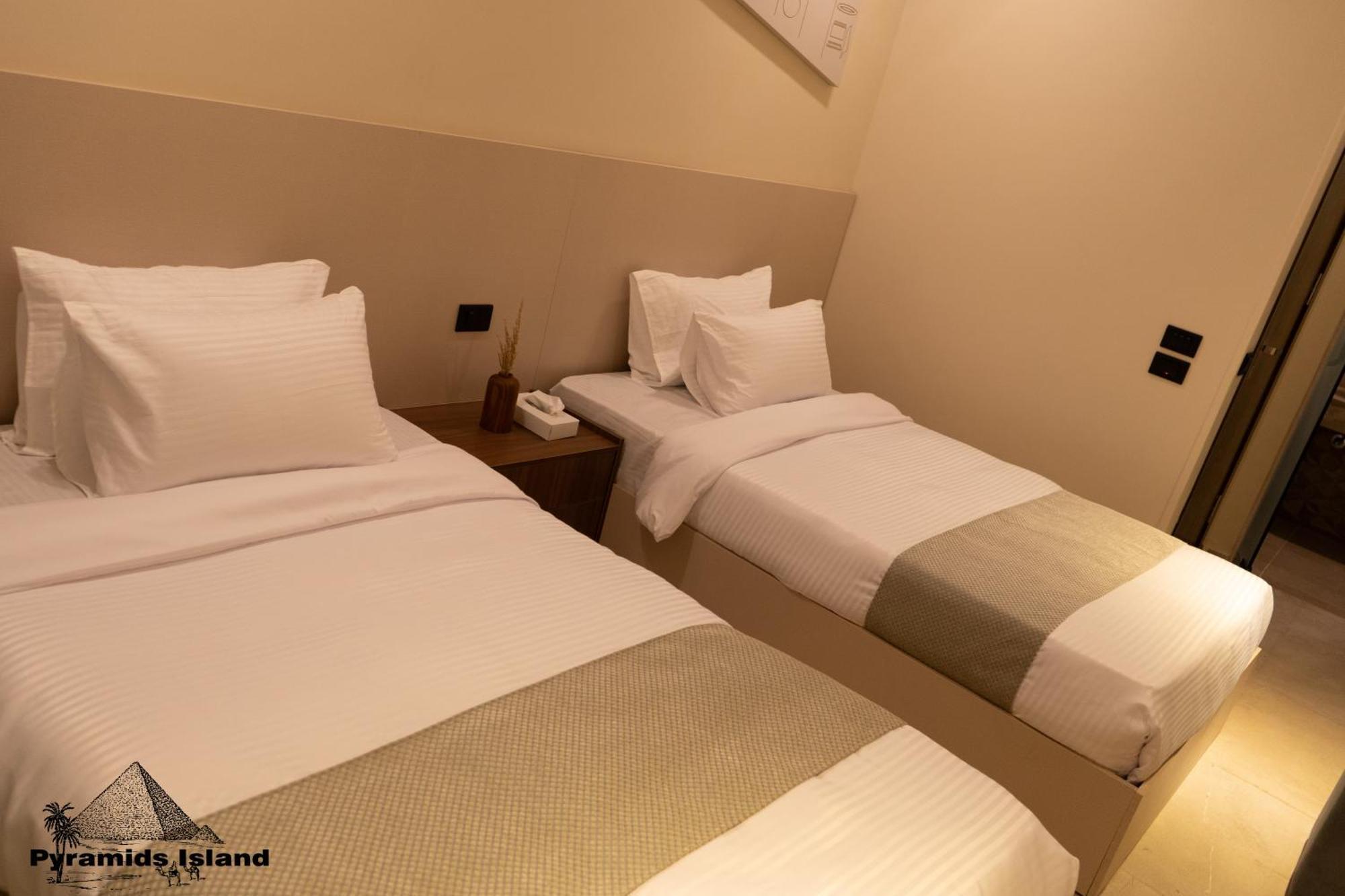 Pyramids Island Bed & Breakfast Kafrat al Jabal ภายนอก รูปภาพ