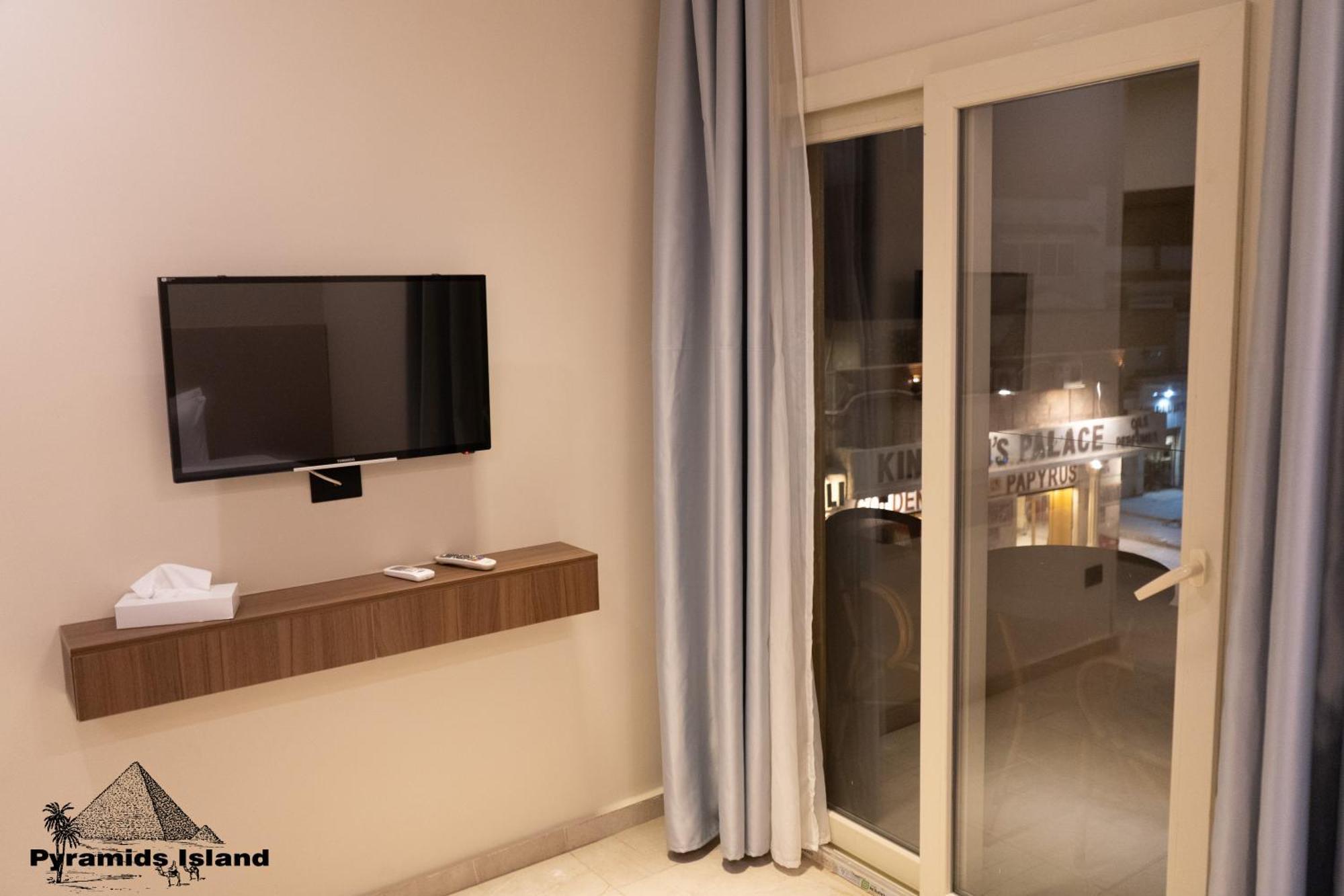 Pyramids Island Bed & Breakfast Kafrat al Jabal ภายนอก รูปภาพ