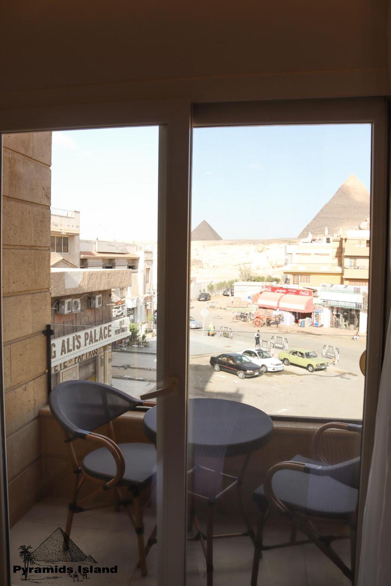 Pyramids Island Bed & Breakfast Kafrat al Jabal ภายนอก รูปภาพ