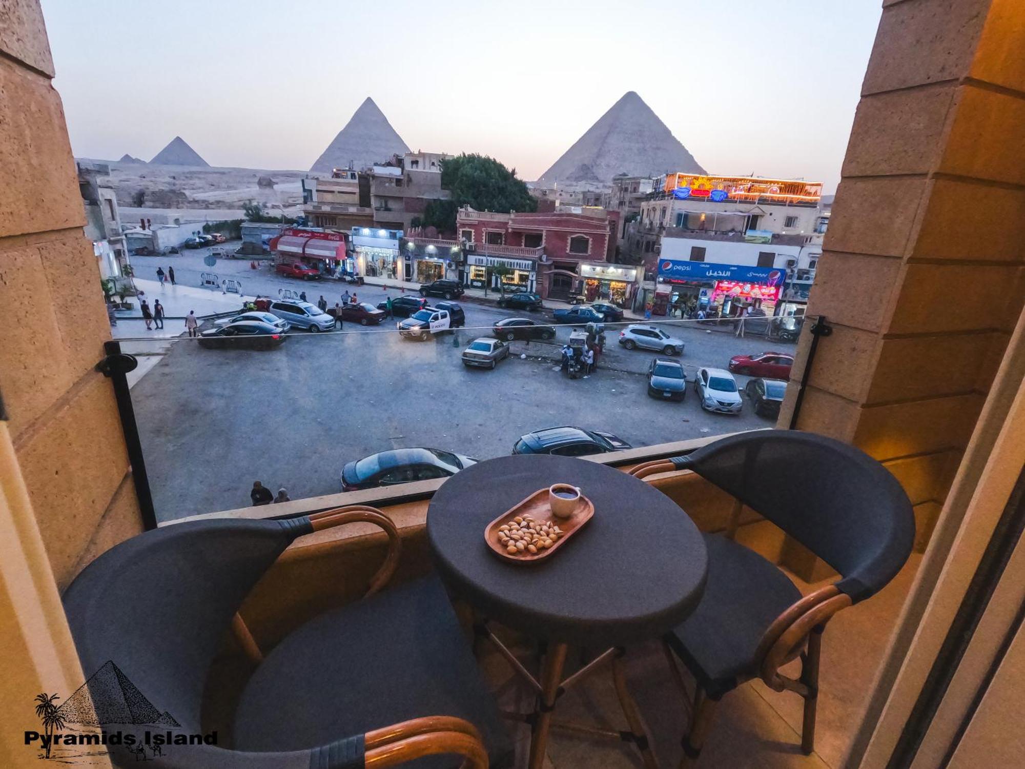 Pyramids Island Bed & Breakfast Kafrat al Jabal ภายนอก รูปภาพ