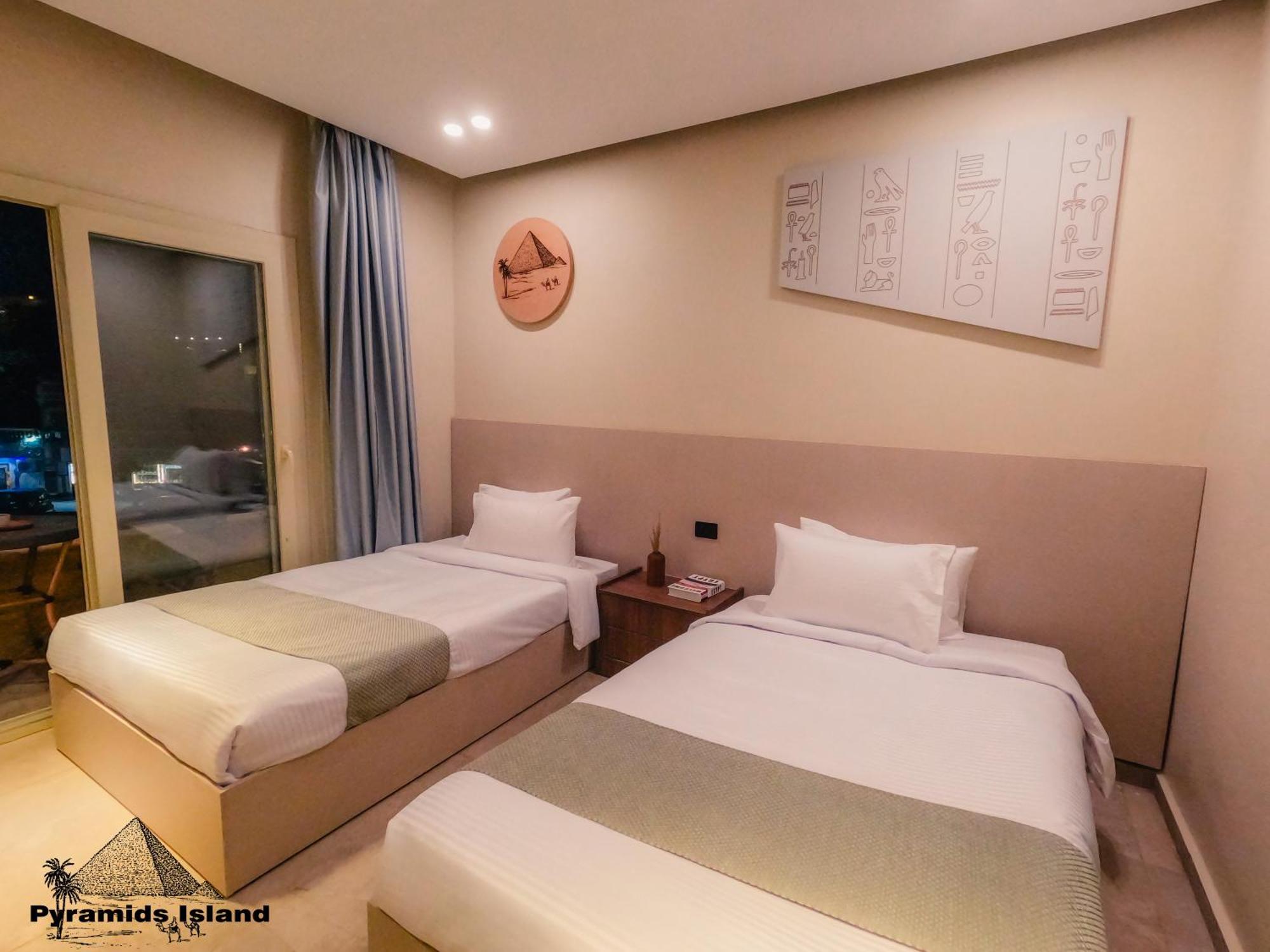 Pyramids Island Bed & Breakfast Kafrat al Jabal ภายนอก รูปภาพ