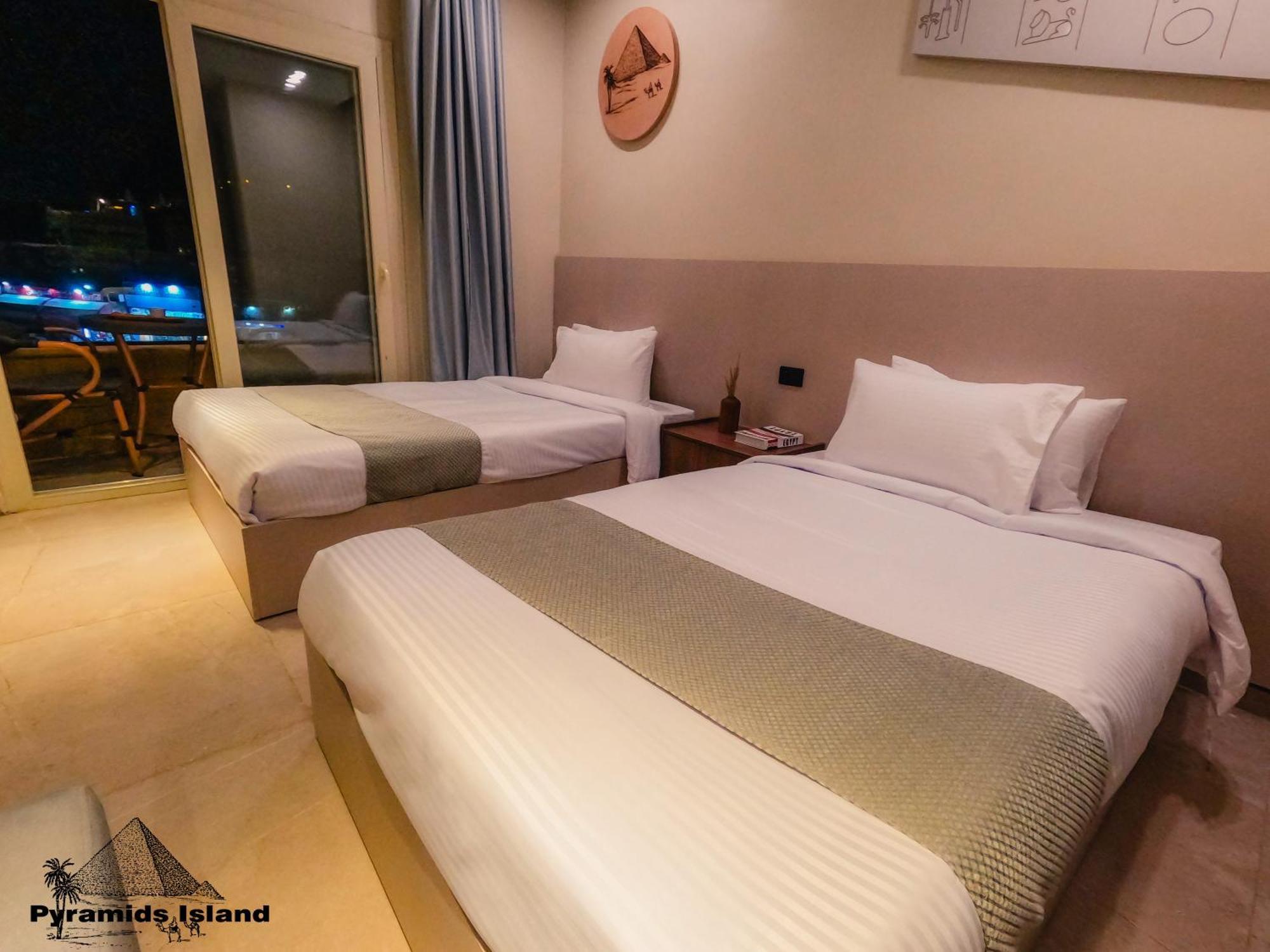 Pyramids Island Bed & Breakfast Kafrat al Jabal ภายนอก รูปภาพ