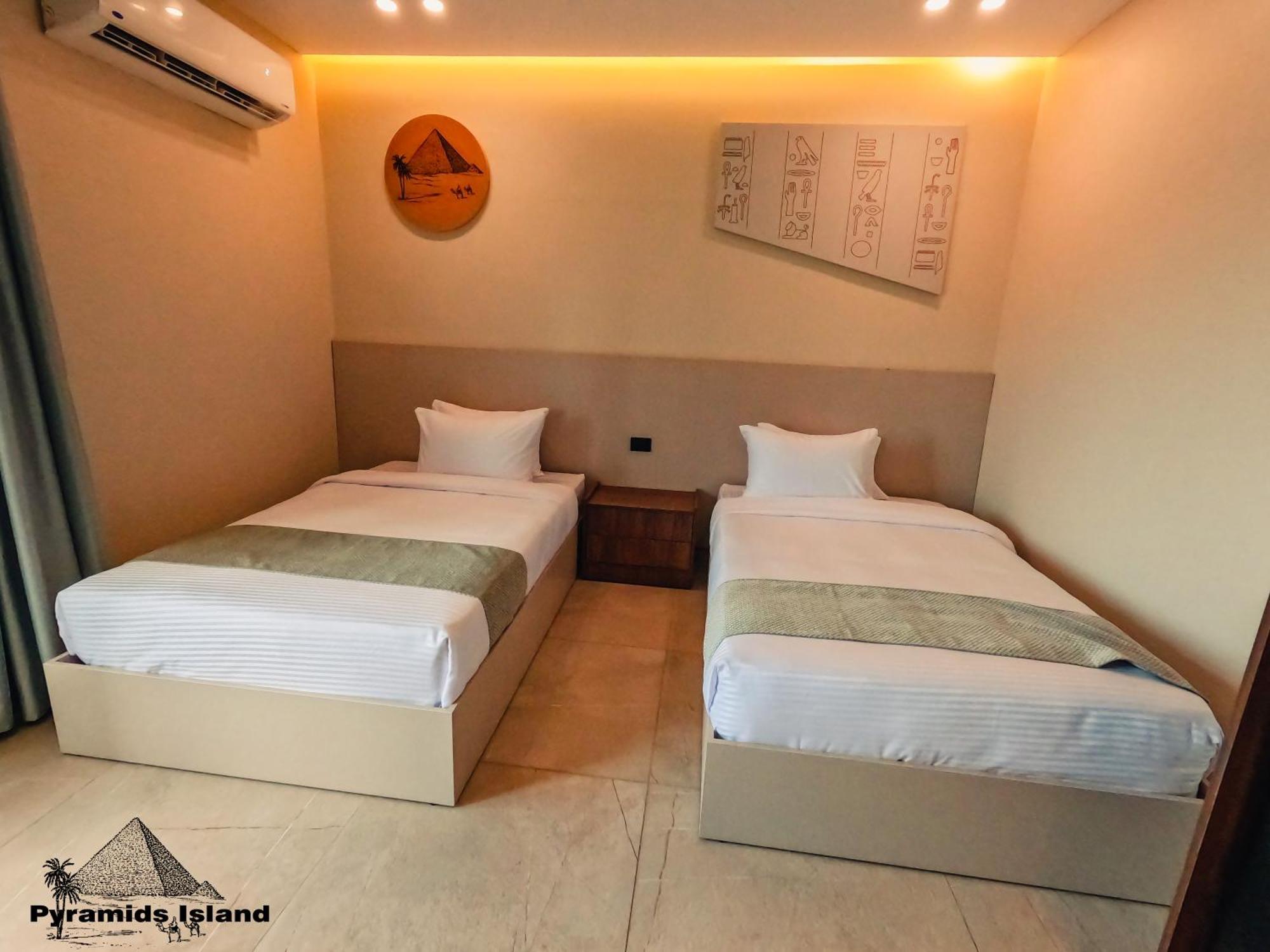 Pyramids Island Bed & Breakfast Kafrat al Jabal ภายนอก รูปภาพ